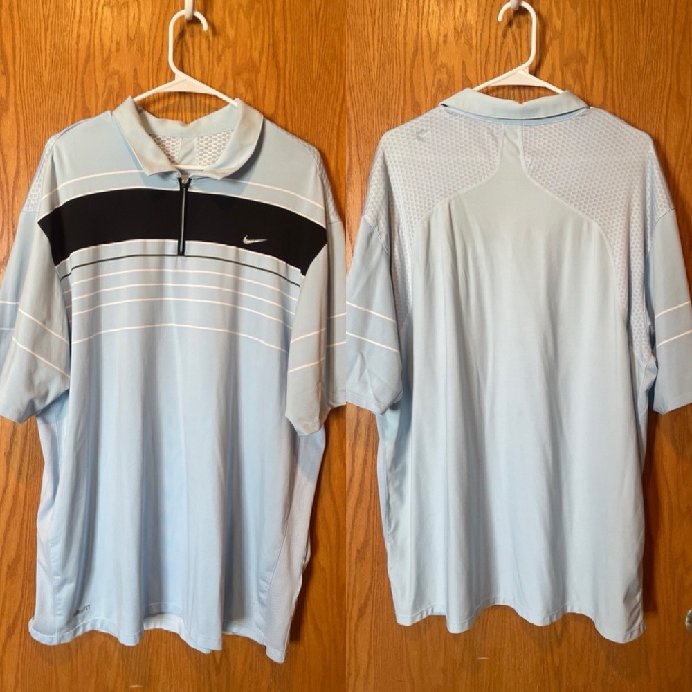 Nike Men's Polo Golf Shirt in Light Blue and Black